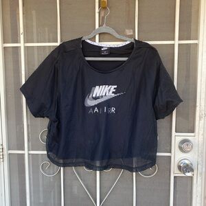 Nike crop shirt 3x